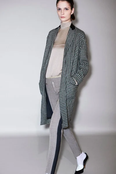 Look 1